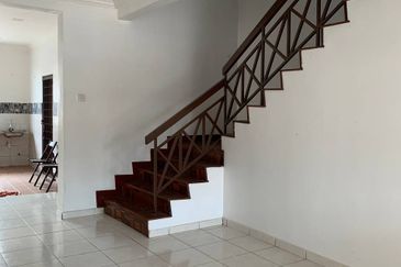 1.5 Storey SEMI-D Puncak Alam Selangor