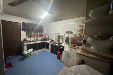 Seksyen 18, Shah Alam