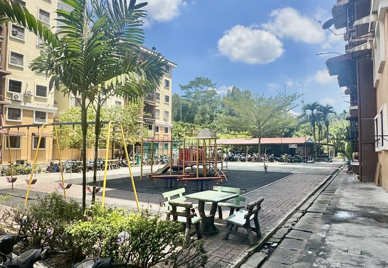 Pantai Indah Apartment (Fasa 2)