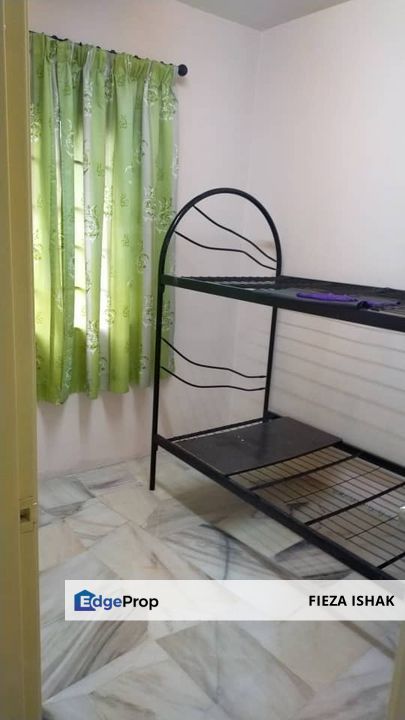 LEVEL 2 Apartment Astana Alam Bandar Puncak Alam, Selangor, Kuala Selangor