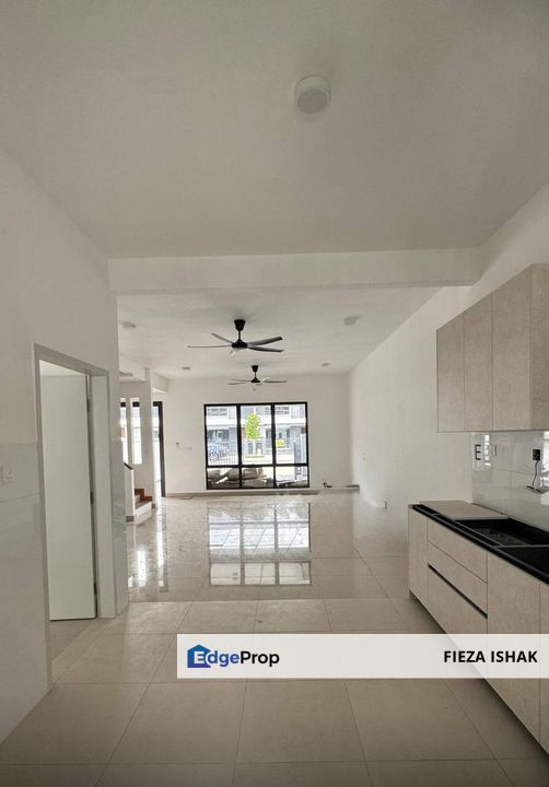 For Rent : 2 Storey 22’X 70’ Ferrous 1, Alam Impian Seksyen 35 Shah Alam, Selangor, Shah Alam