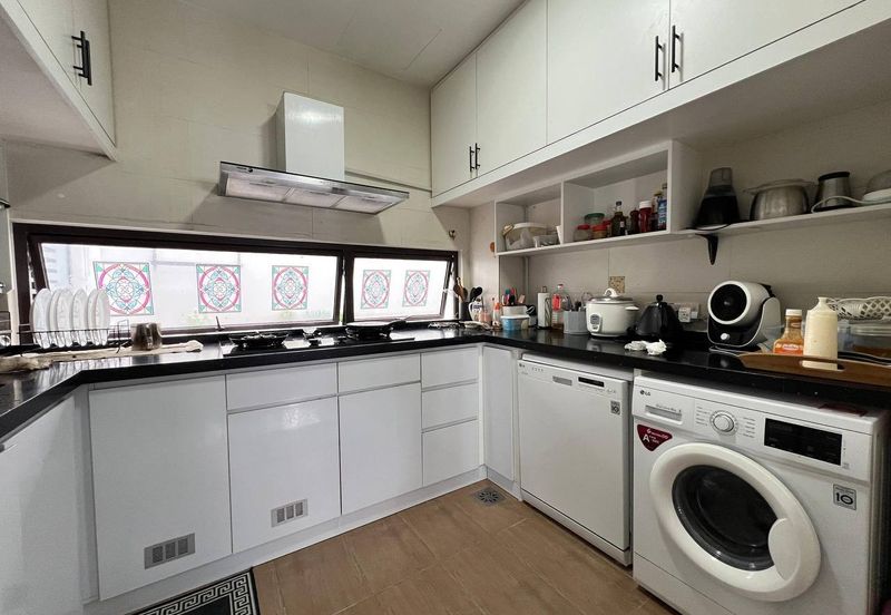 Mozart, Symphony Hills