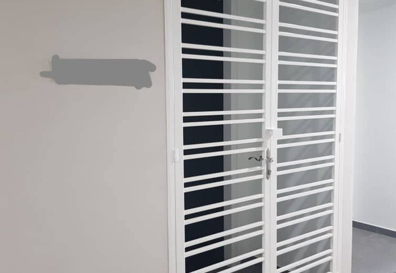 Kenwingston Square Garden