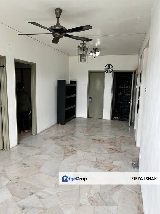 For Sale Desaminium Rimba Apartment Seri Kembangan, Selangor, Puchong South