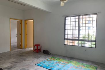 Astana Alam Apartment