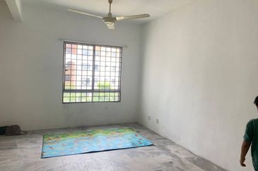 Astana Alam Apartment