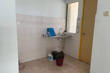 Astana Alam Apartment