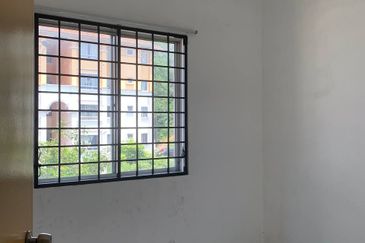 Astana Alam Apartment