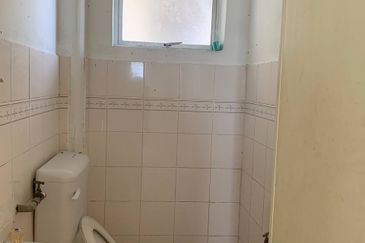 Astana Alam Apartment