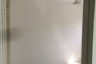 Residensi Bistaria, Ukay Bistari