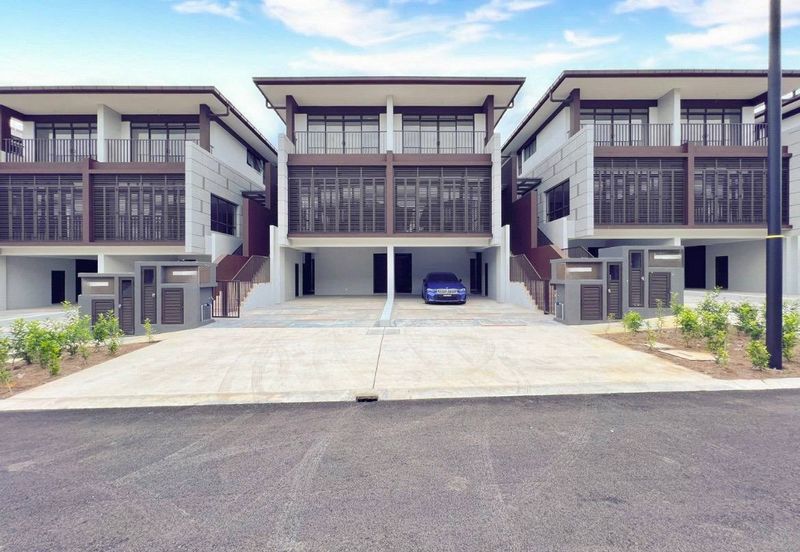 3 Storey Terrace House THE MULIA RESIDENCES, CYBERJAYA for SALE