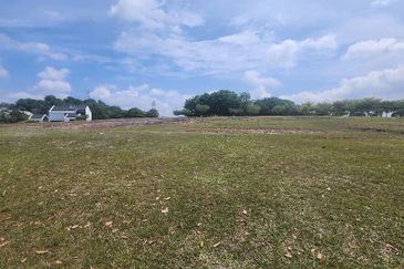 Perdana Hills ( Presint 11 )