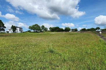 Perdana Hills ( Presint 11 )