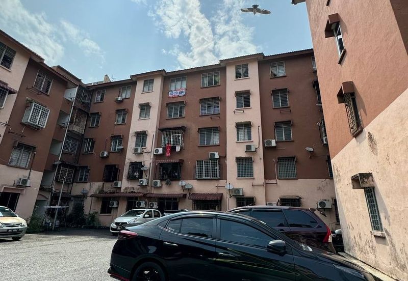 Kenanga Apartment, Taman Bukit Kinrara