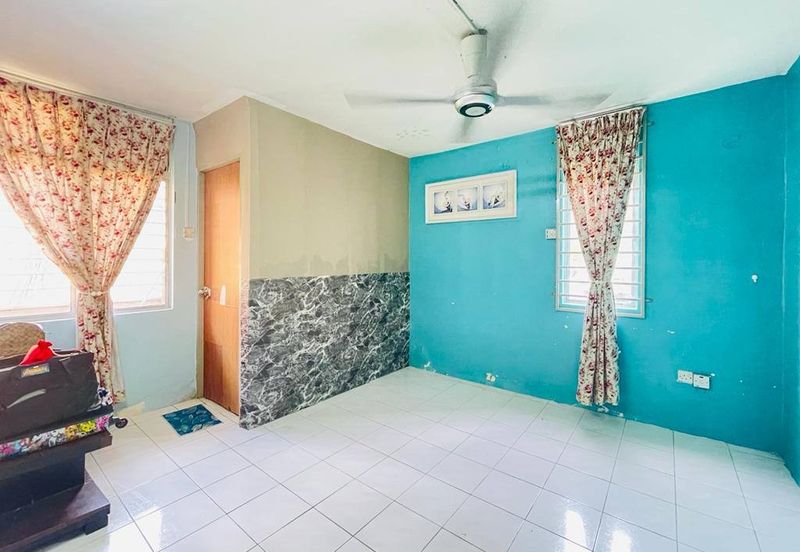 Seroja Apartment (Putra Perdana)