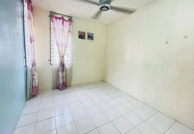 Seroja Apartment (Putra Perdana)