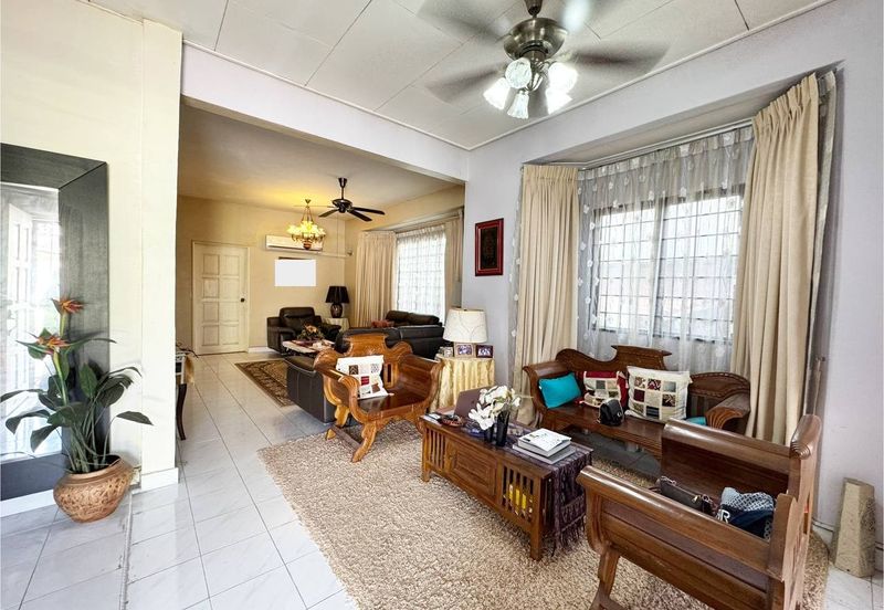 Bandar Tun Hussein Onn