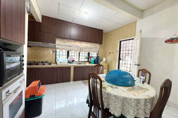 Bandar Tun Hussein Onn