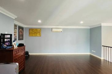 Indah Alam Condominium