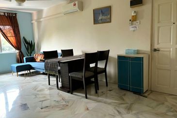 Medium Cost Flat in PKNS Seksyen 7, Shah Alam For Sale