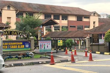 Medium Cost Flat in PKNS Seksyen 7, Shah Alam For Sale