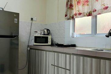 Medium Cost Flat in PKNS Seksyen 7, Shah Alam For Sale