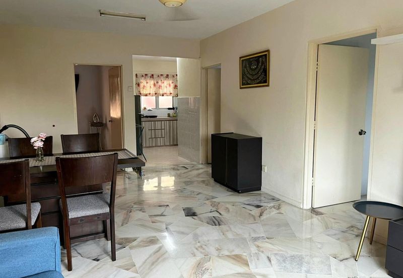 Medium Cost Flat in PKNS Seksyen 7, Shah Alam For Sale