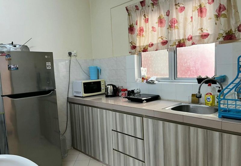 Medium Cost Flat in PKNS Seksyen 7, Shah Alam For Sale