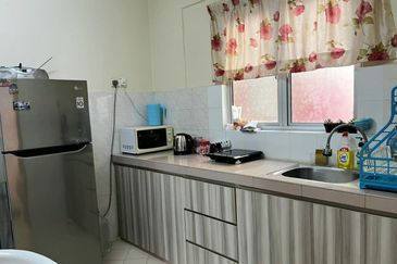 Medium Cost Flat in PKNS Seksyen 7, Shah Alam For Sale
