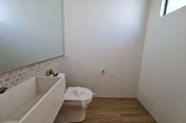 Bukit Katil Damai, Ayer Keroh Melaka