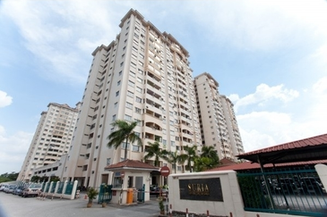 Convenient city living at Damansara Suria Apartment kip Park Good Buy
