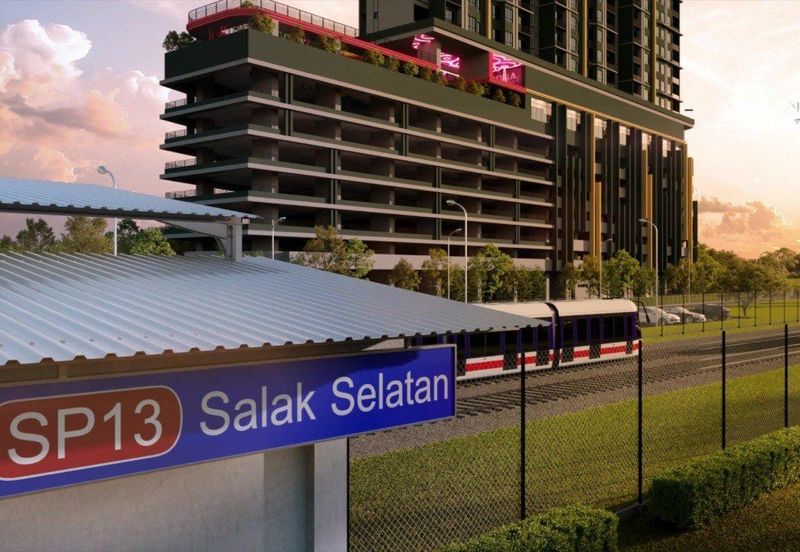 Nikka City Sentral almost new unit in vibrant Sri Permaisuri. Good buy