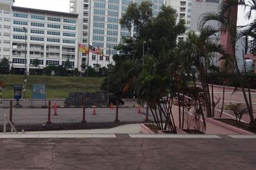 Brunsfield Service Apartment