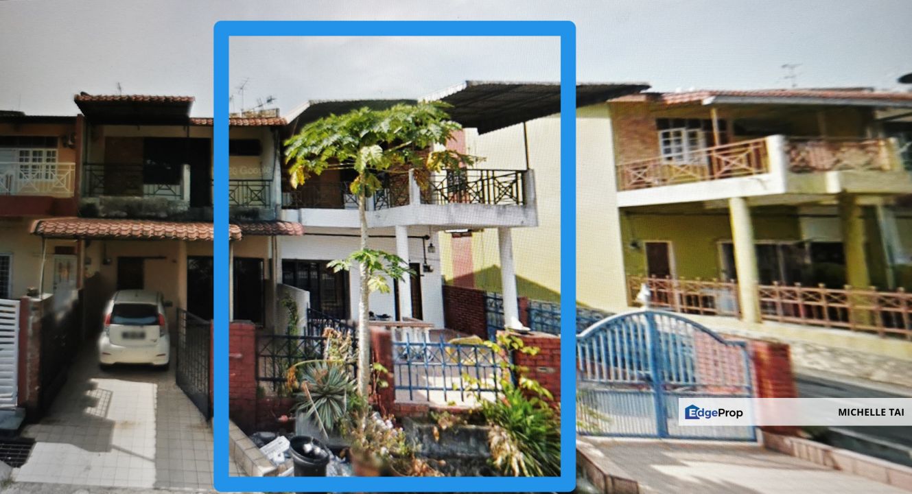 Taman Universiti Indah, spacious 2-storey link home in a calm area., Selangor, Seri Kembangan