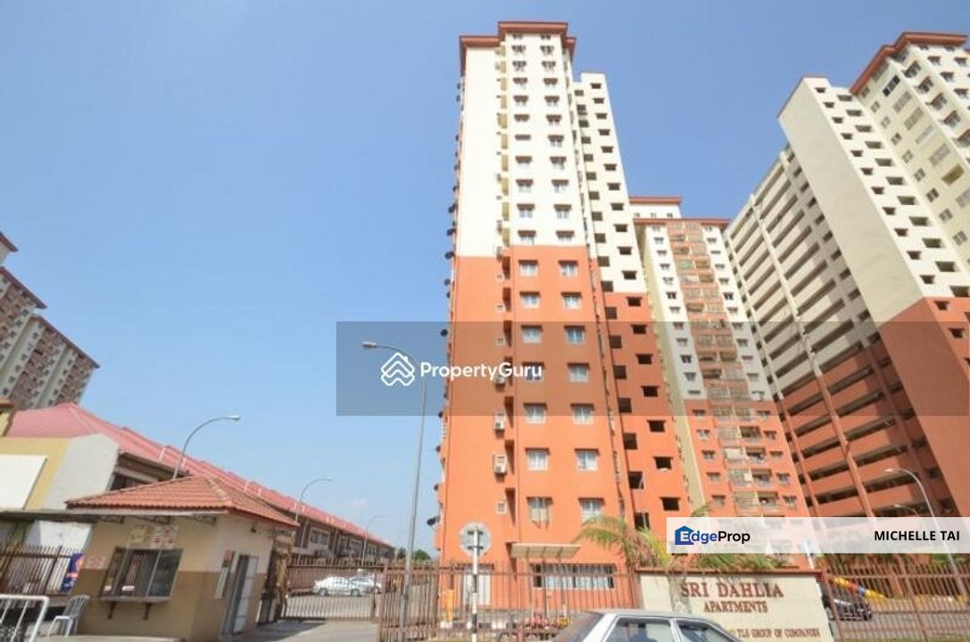 Sri Dahlia Apt Kajang, affordable home in a mature, convenient area., Selangor, Kajang