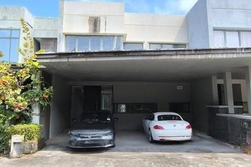 Perdana Lakeview West