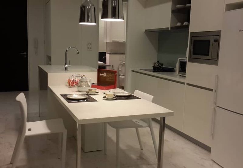 Face Platinum Suites