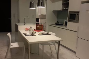 Face Platinum Suites