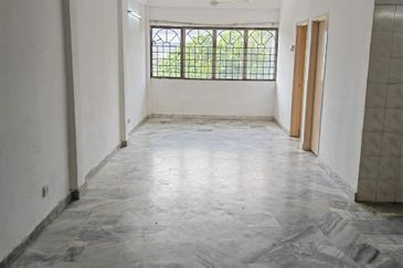 Kelana Idaman Shop Apartment