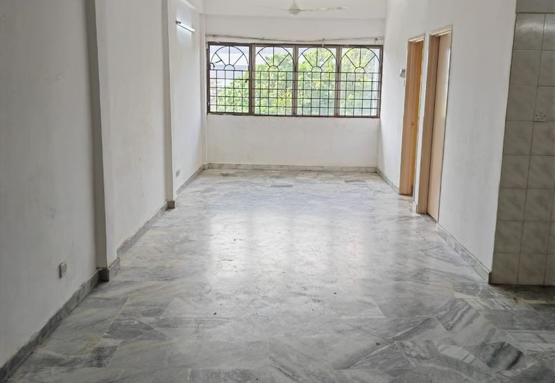 Kelana Idaman Shop Apartment