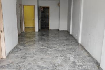 Kelana Idaman Shop Apartment