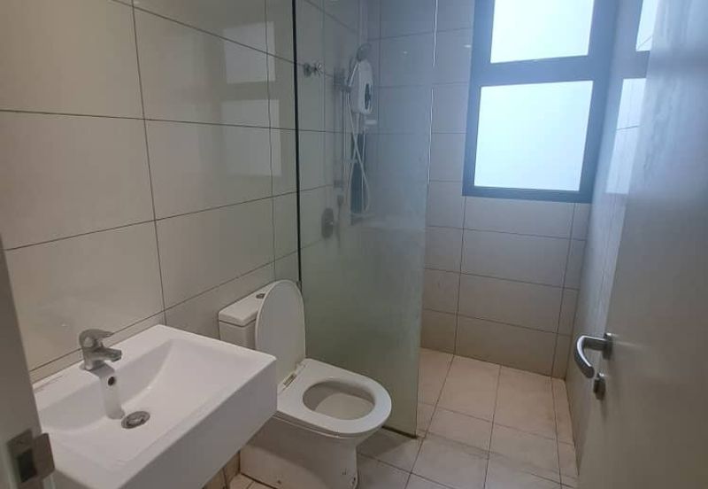 ID Design with Fully furnished- brand new unit