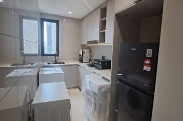 ID Design with Fully furnished- brand new unit