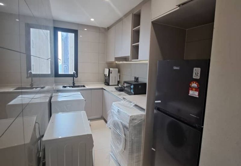 ID Design with Fully furnished- brand new unit