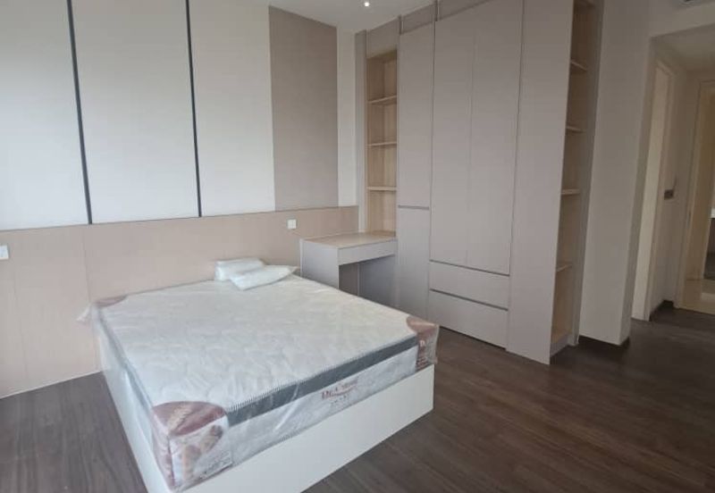 ID Design with Fully furnished- brand new unit