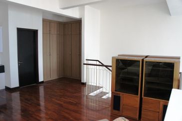 Tropicana City Tropics