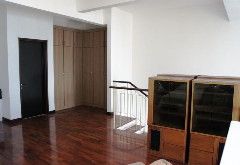 Tropicana City Tropics