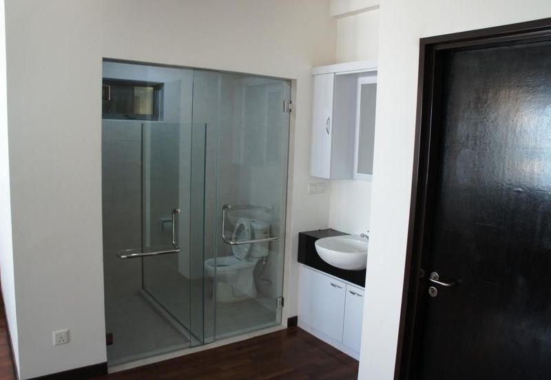 Tropicana City Tropics