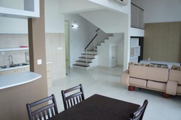 Tropicana City Tropics