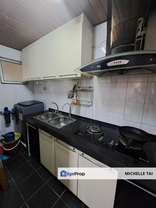 Pelangi Damansara Block H, Corner Unit for Rent, Selangor, Kota Damansara